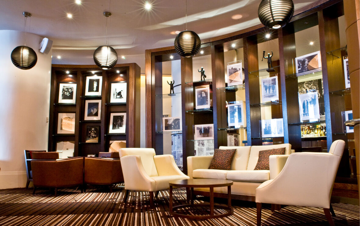 Hard Days Night Hotel Ливърпул Екстериор снимка
